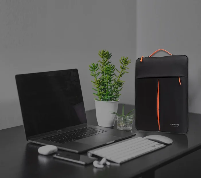 PAWA ESTHETE LAPTOP SLEEVE 13INCH